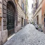 Grotte Apartment
