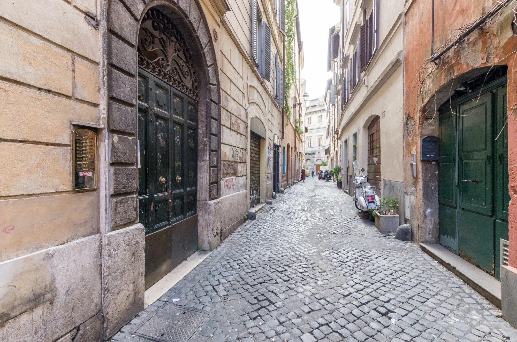 Apartment Grotte Rom